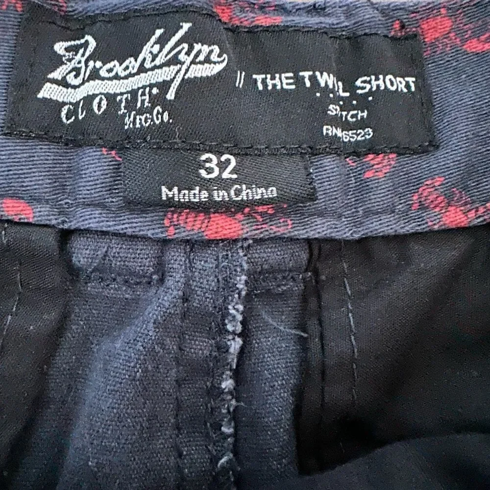 EUC - Brooklyn Cloth Men’s Shorts Navy Twill with Lobstera & Pockets - Size 32/M